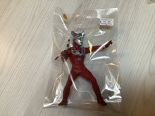 Load image into Gallery viewer, ULTRAMAN 奧特曼中古超人公仔系列 UM1-100