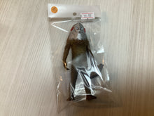 Load image into Gallery viewer, ULTRAMAN 奧特曼中古超人公仔系列 UM1-100
