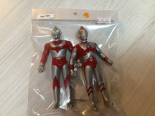 Load image into Gallery viewer, ULTRAMAN 奧特曼中古超人公仔系列 UM1-100
